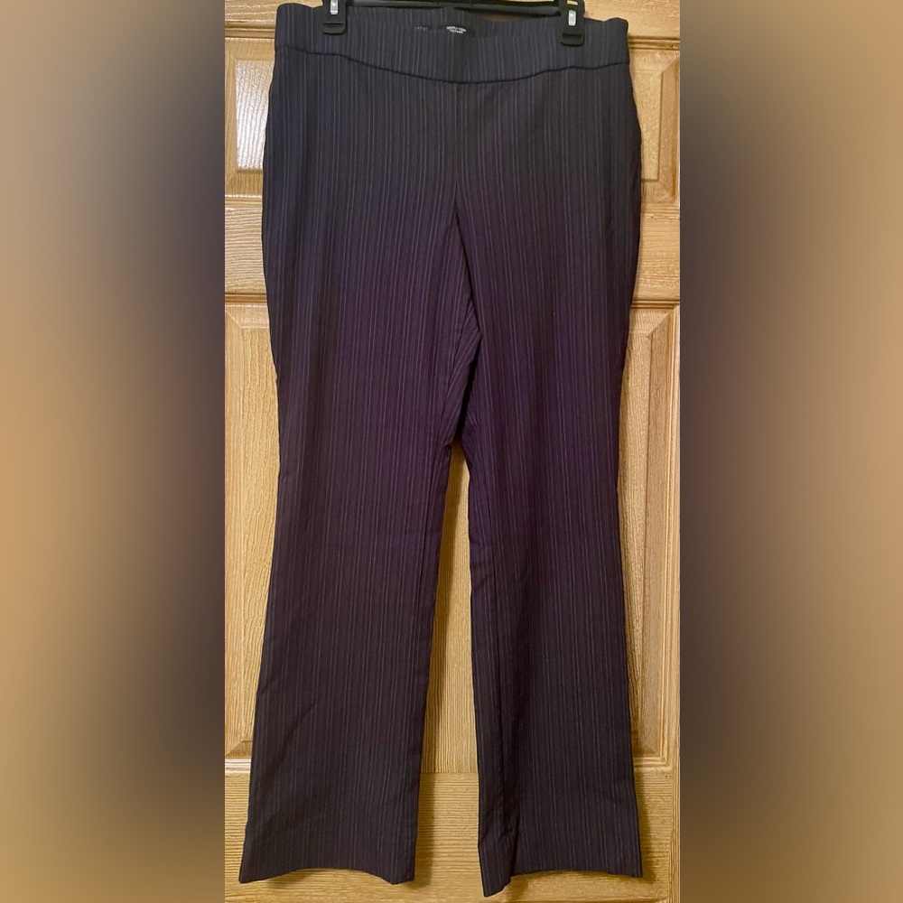 Simply Vera Vera Wang Black Pinstripe Trousers Size Large